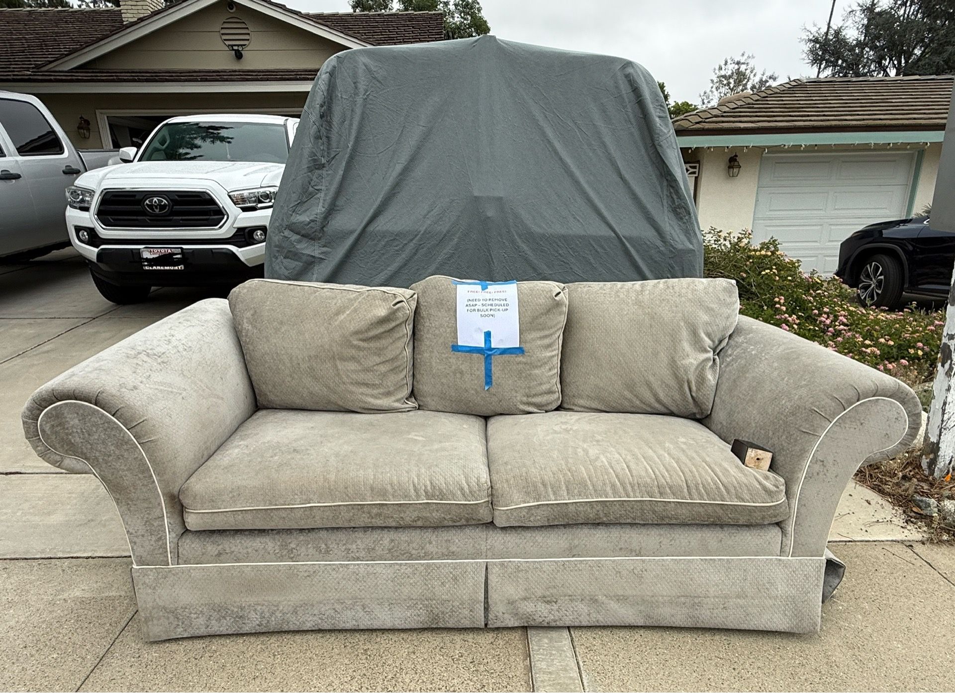 Free Couch in Claremont