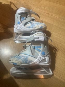 Bladerunner Girls Ice Skates adjustable size 11-1, shoe size 11, 12, 13, 1