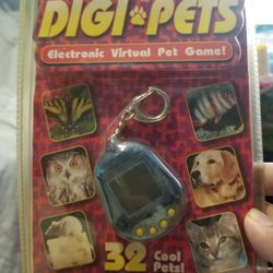 Digi Pets 2004 Electronic Virtual Pet Games