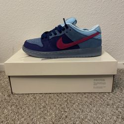 Run The Jewels x Nike Dunk Low SB ‘4/20’