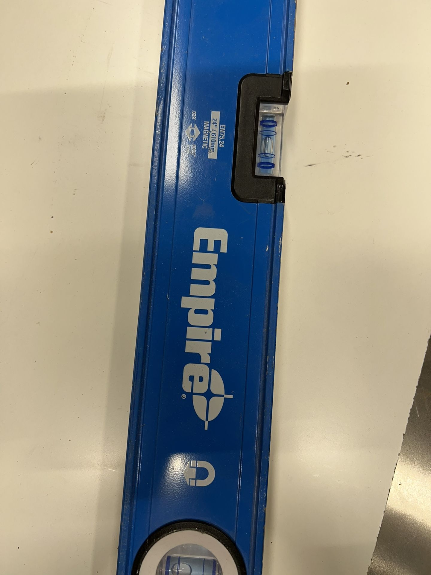 Empire 24” Level