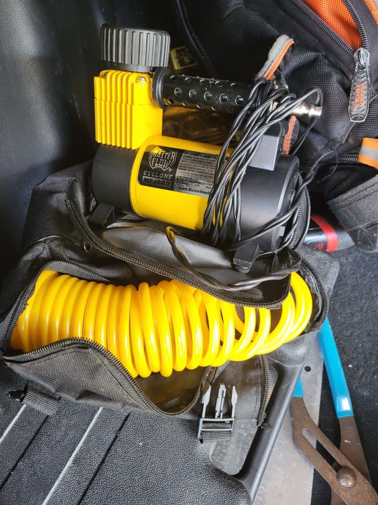 Portable Air Compressor 