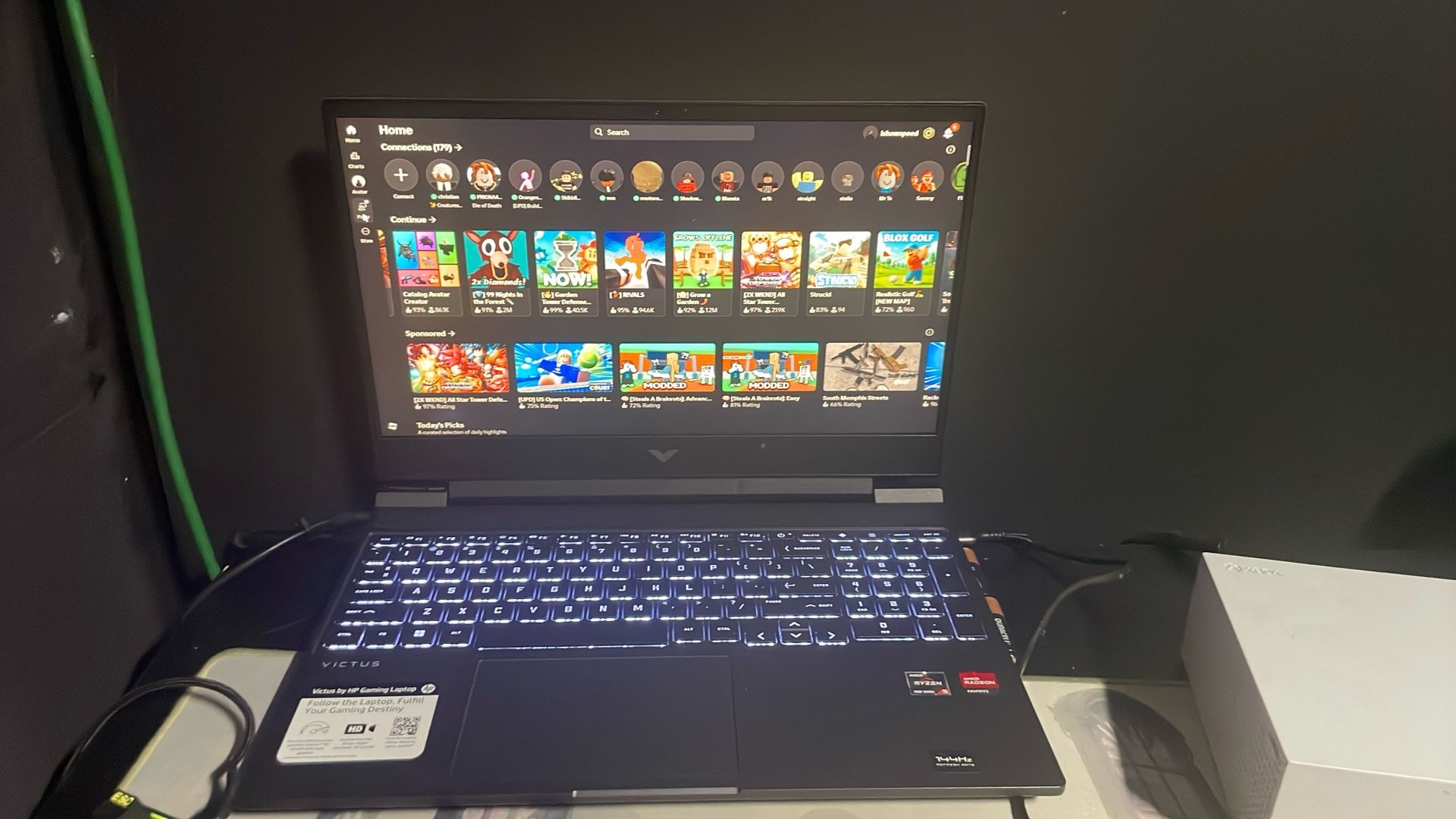 GAMING VICTUS LAPTOP