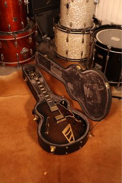 D’Angelico Excel EX-DH Hollowbody Guitar Grey Black with Gold Hardware and Hardcase (Amazing Condition)