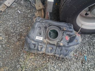 2008 scion xd gas tank