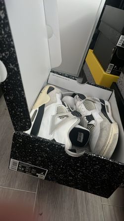 Jordan 4