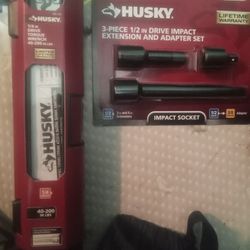 Husky Torque Wrench + 1/2" Drive Extension And Adapter Set