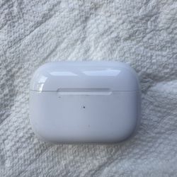 APPLE AIRPODS PRO 2ND GEN (GRADE B) - CHARGING CASE ONLY | USB-C MODEL A2968
