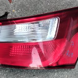 2012 2013 2014 2015 2016 2017 KIA RIO RIGHT PASSENGER TAIL LAMP