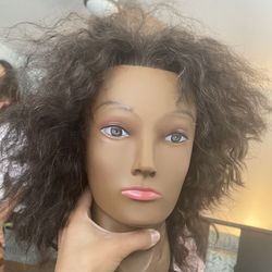 Mannequin Head
