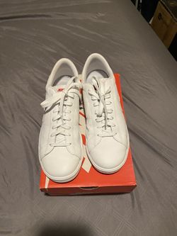 Nike Court Royal