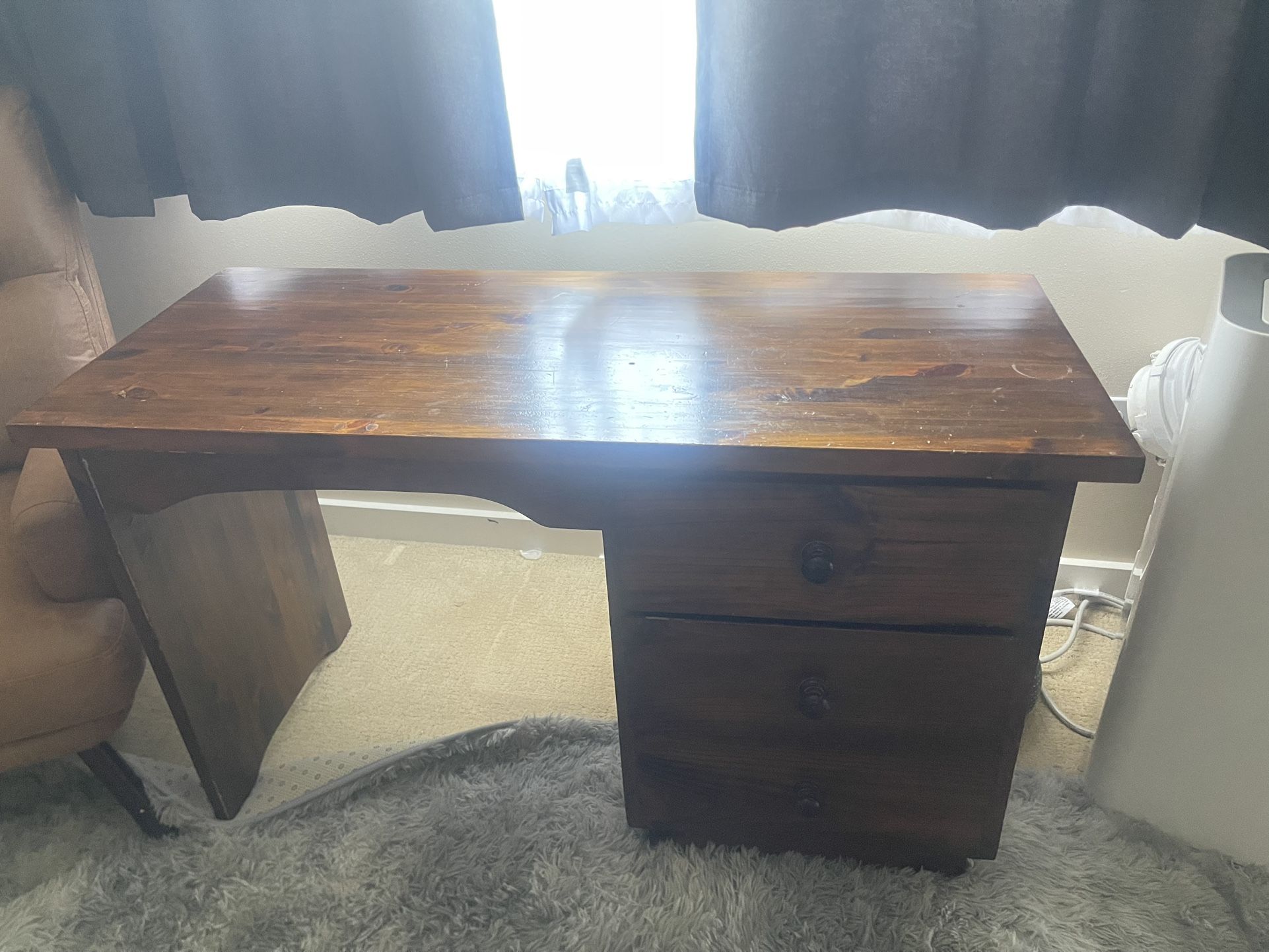 Work Desk