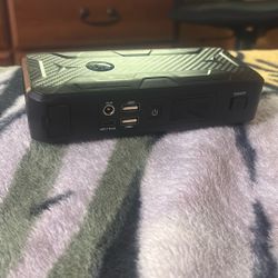 Portable Phone Charger/les Light