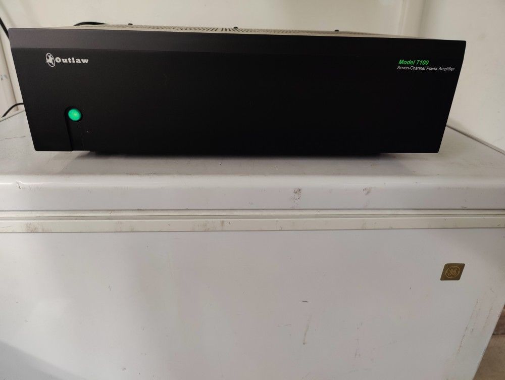 Outlaw Audio Amplifier