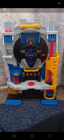 Fisher-Price Imaginext Batman Batcave Playset