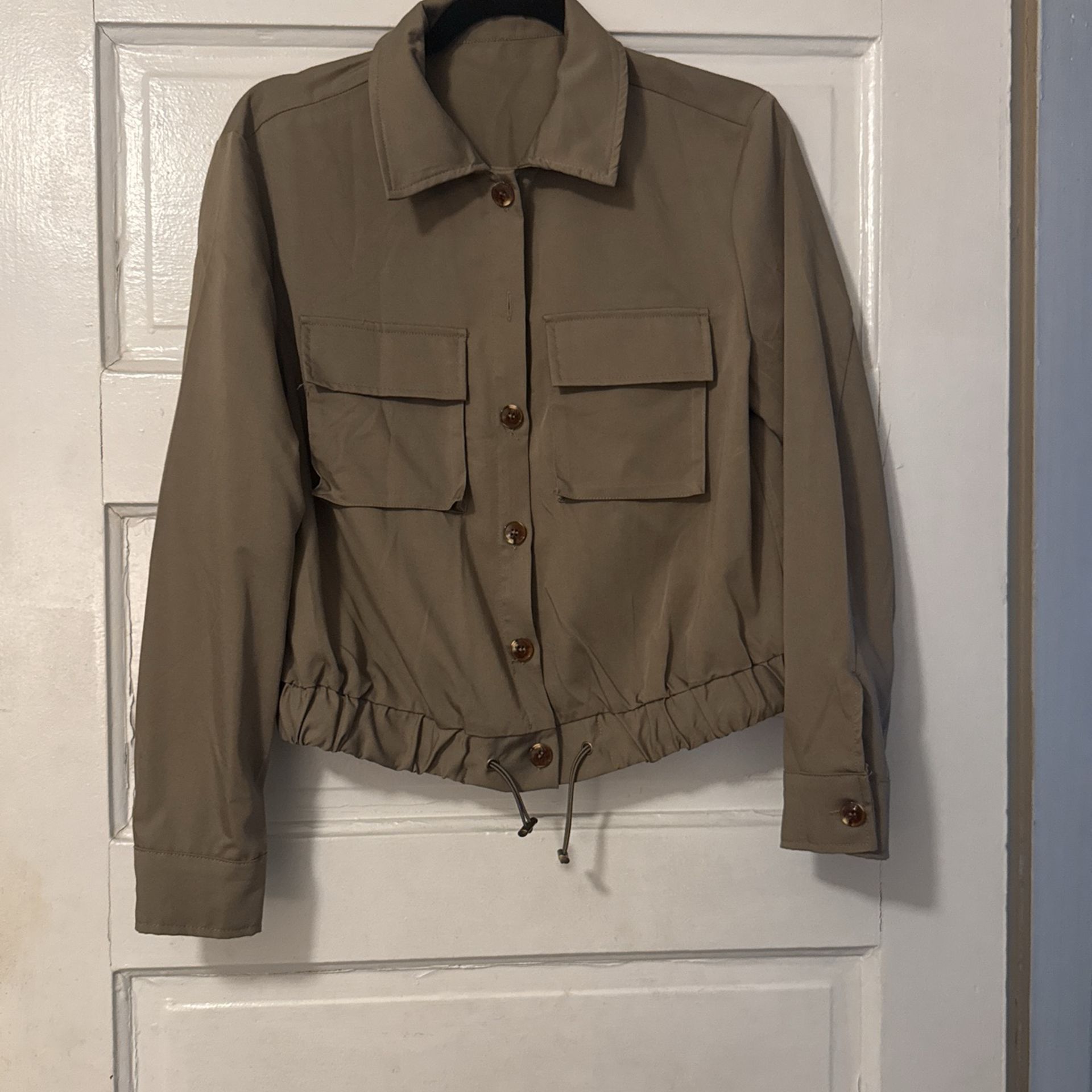 Women’s Lightweight Buttondown Overshirt