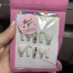 Medium coffin White Silver 3D Shiny Press-On Nails Full Cover Pre-Designed