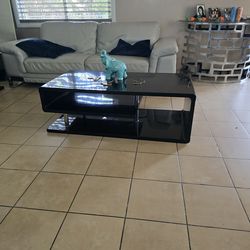 Set 3 living room tables