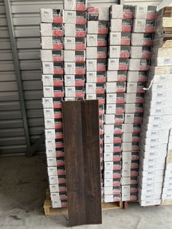Pergo Outlast+ Java Scraped Oak Waterproof Laminate Flooring