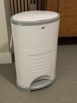 Diaper Dekor Plus Diaper Pail, White