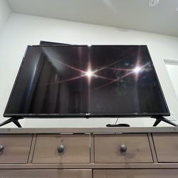 LG  50” TV 4K HDR SMART