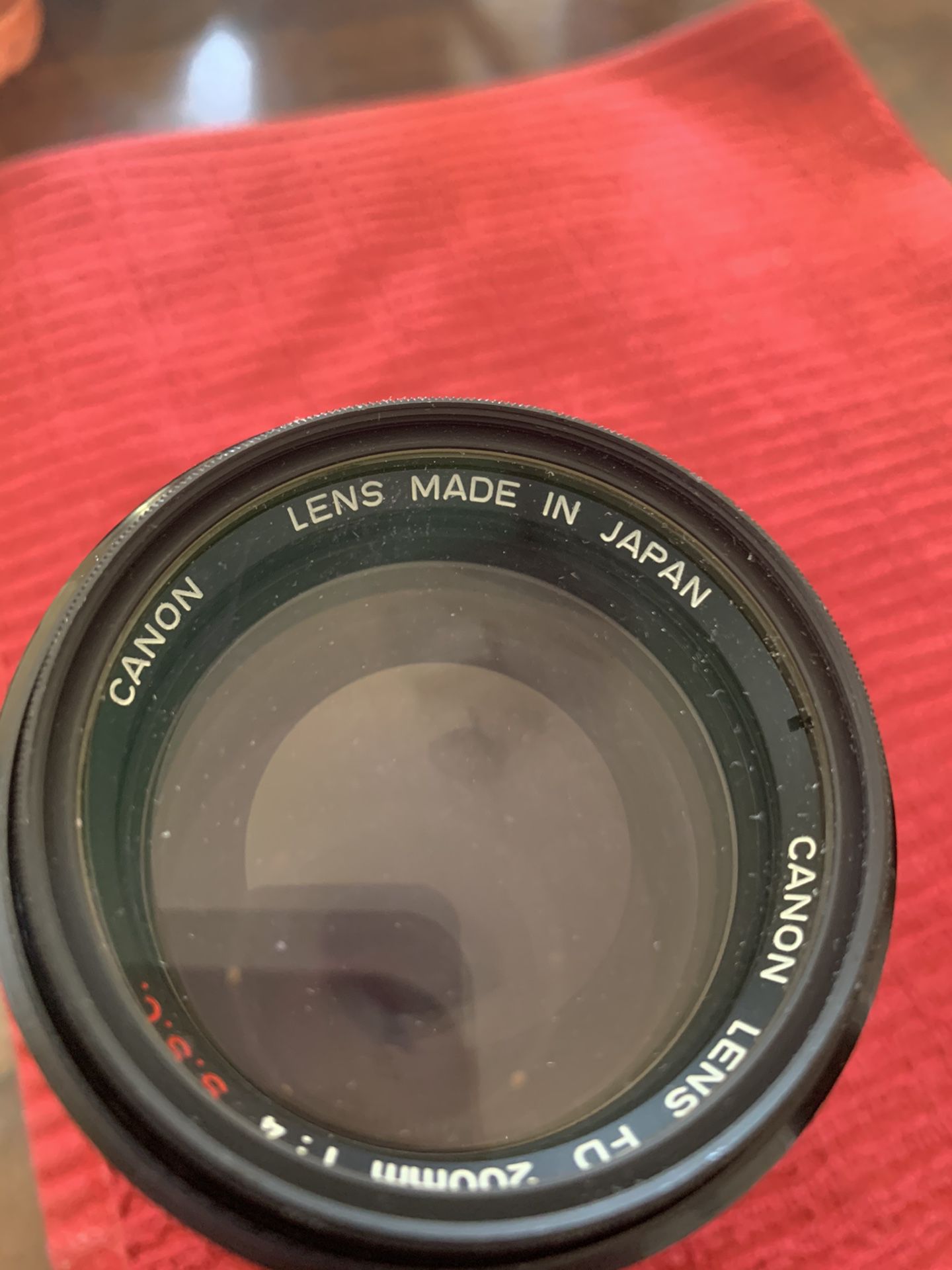 Canon. 200mm 1:4 s.s.c. lens