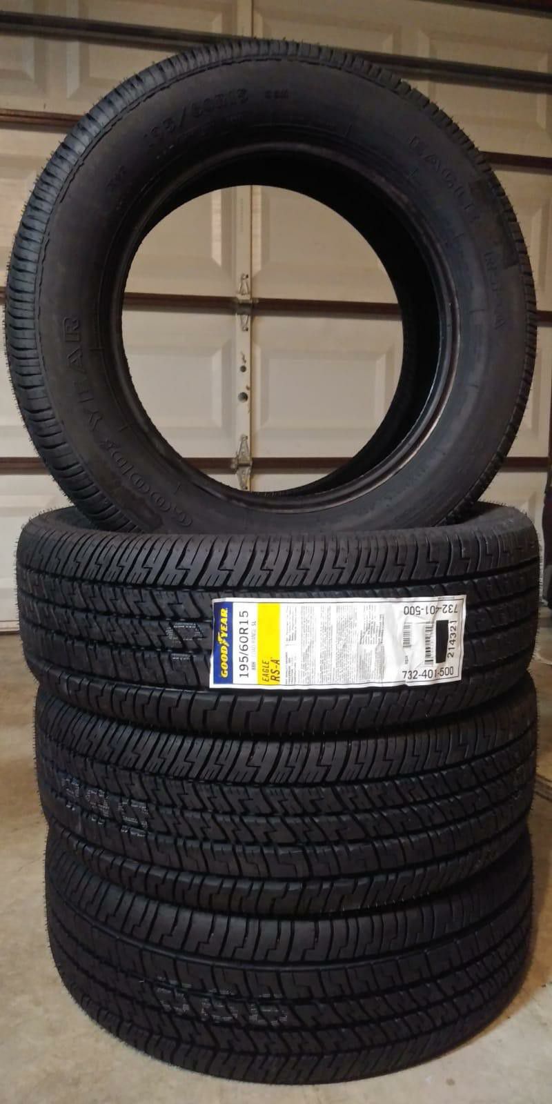 4 brand new goodyear tires 195/60r15