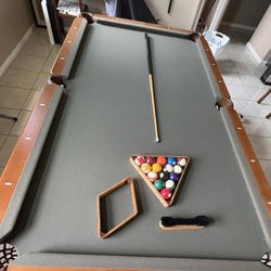 Up for sale is a beautiful 8’ Fischer Slate Pool Table – Excellent Condition +. Accessories 
