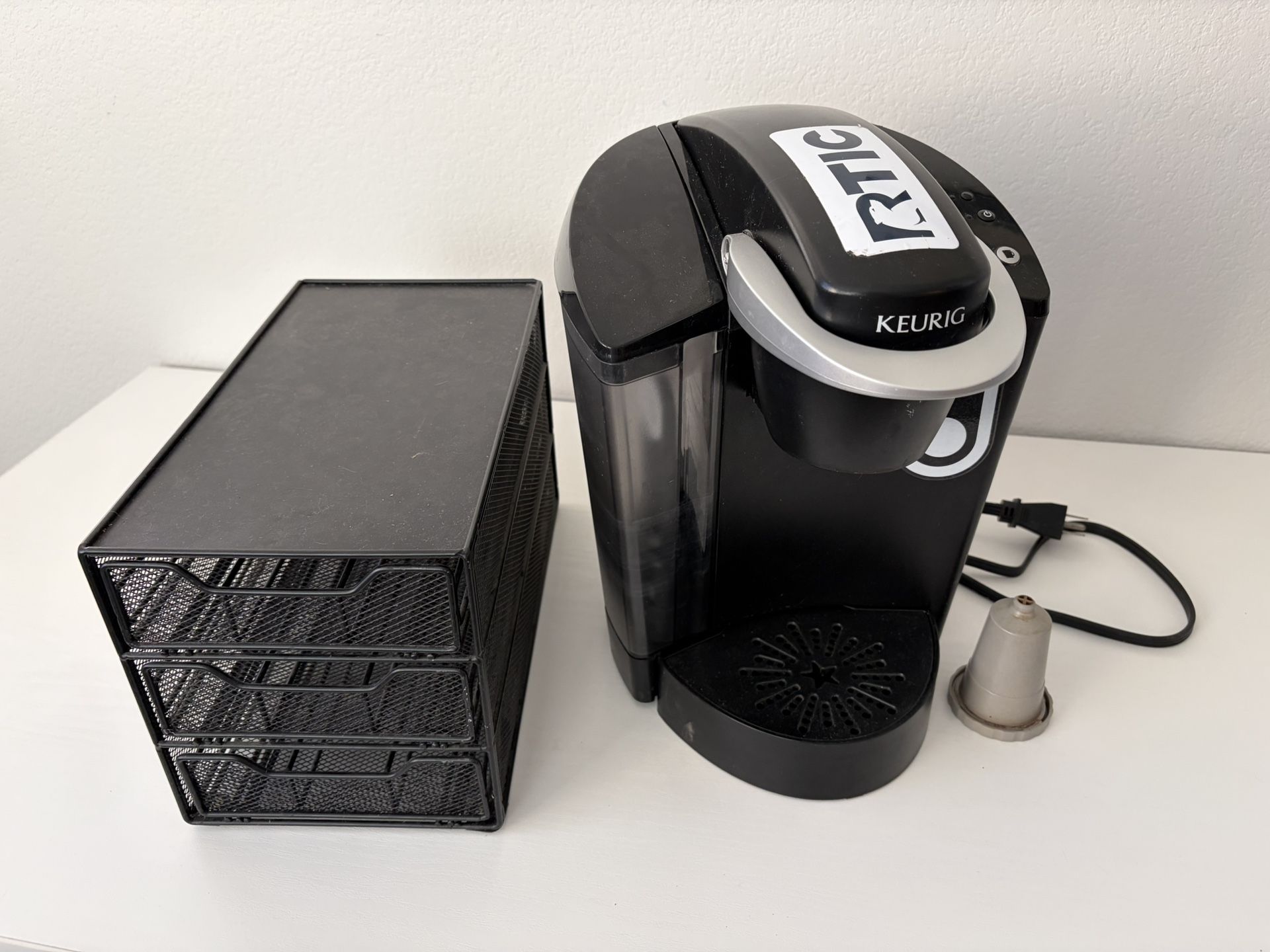 Keurig Coffee Maker With Storage