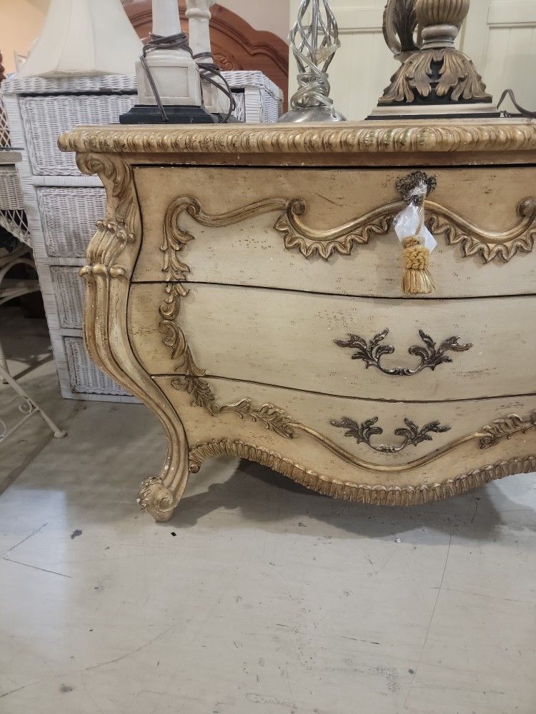 Ferguson Copeland 3 Drawer Dresser