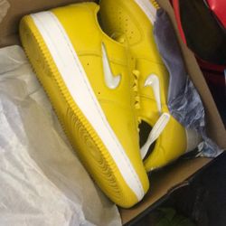 Nike Air Force Size 10.5 In Men , 