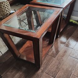 Coffee table and 2 end tables with glass top