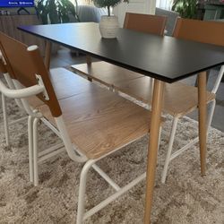 Dining table with chairs 