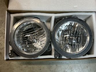Stock headlights For 2021 Jeep Wrangler Sahara 