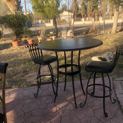 Metal Bar Table And Stools