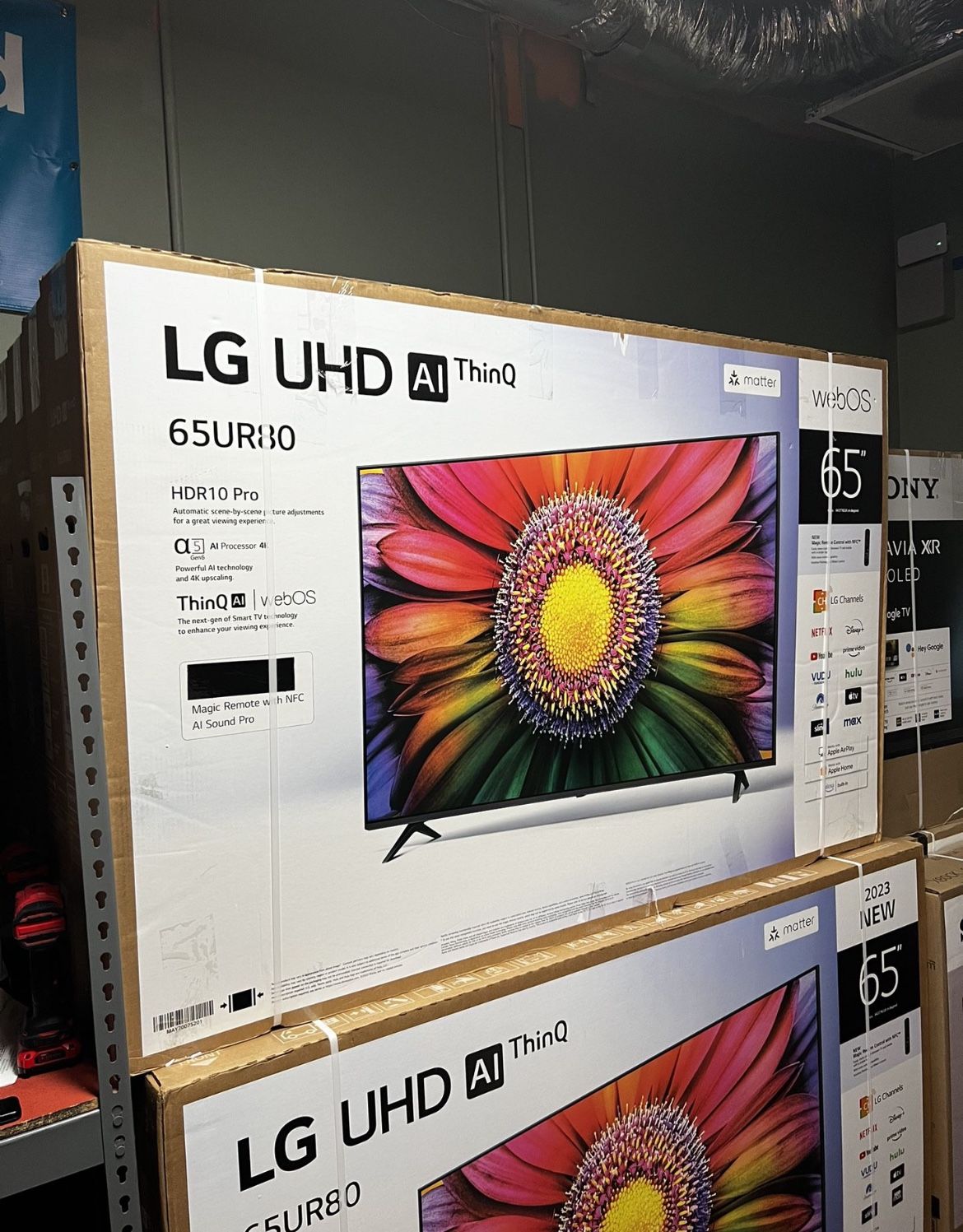 65” LG 4k Smart Tv UR80