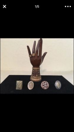 Costume jewelry rings group 1