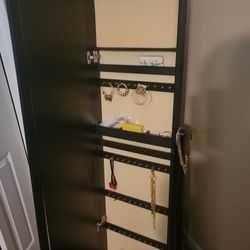 Mirrored Jewelry Storage