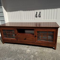 Tv Stand, Good Condition 