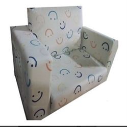 Fun Pages Childrens Folding Sofa, Smiley Face SF23002  NEW 