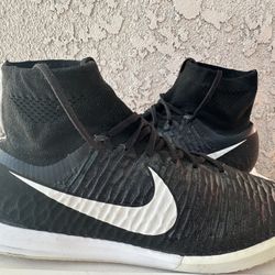 MagistaX Indoor Shoes Men’s 8.5