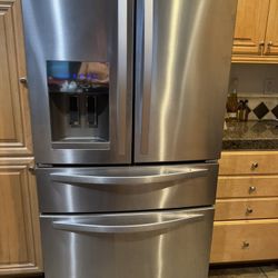 Whirlpool 36-inch Wide French Door Refrigerator