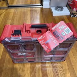 Milwaukee pack out deep organizer
