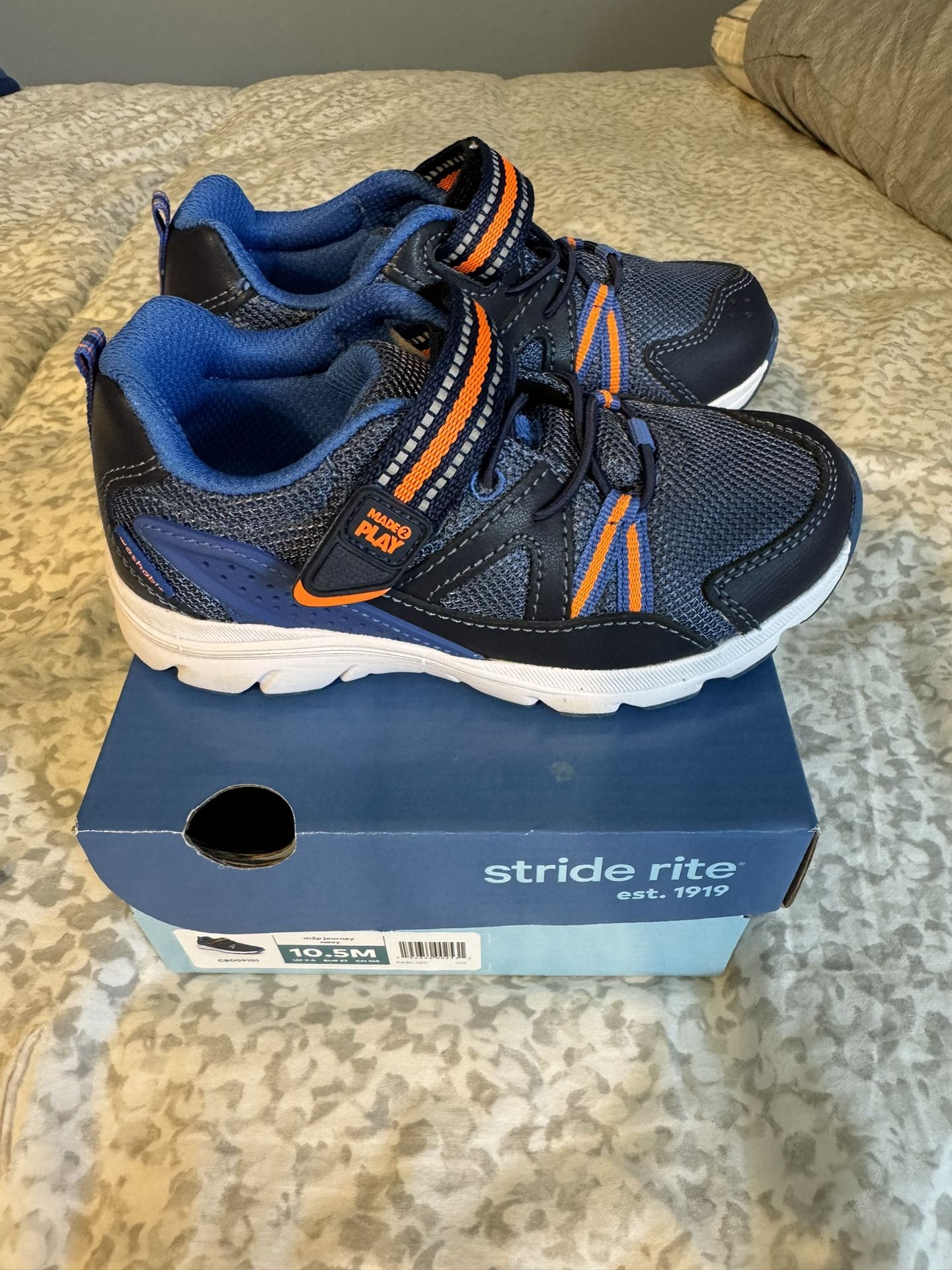 New Stride Rite Toddler Shoes 10.5M Navy