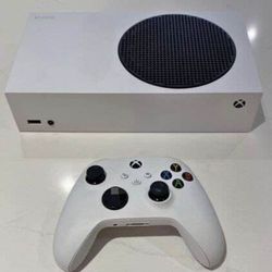Xbox Series X/S Comes With Controller