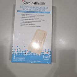 *NEW* Cardinal Health "4x8" silicone bordered foam dressing, 5 count *SEE DESCRIPTION*