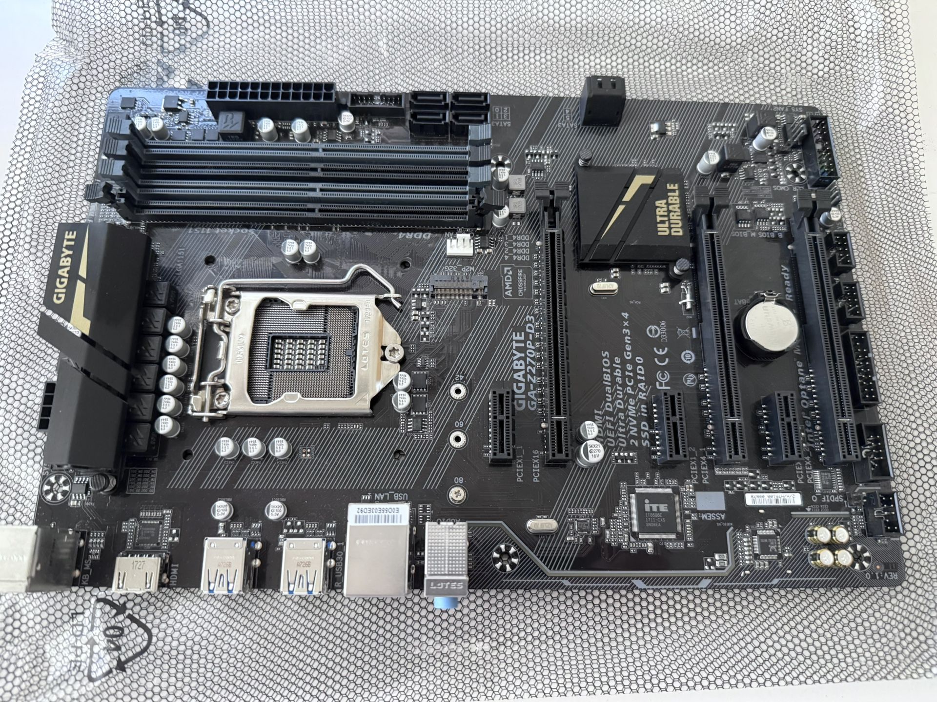GIGABYTE Z270P-D3 GA-Z270P-D3 LGA 1151 DDR4 Intel Z270 SATA3 USB 3.1 Motherboard