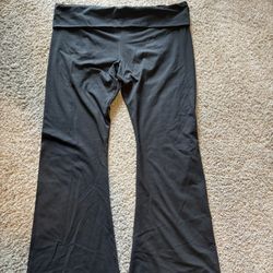 P!NK/Victoria’s Secret Flare Bottoms