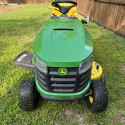 John Deere S100