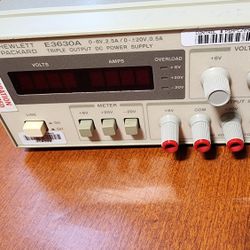 HP triple Output Power Supply